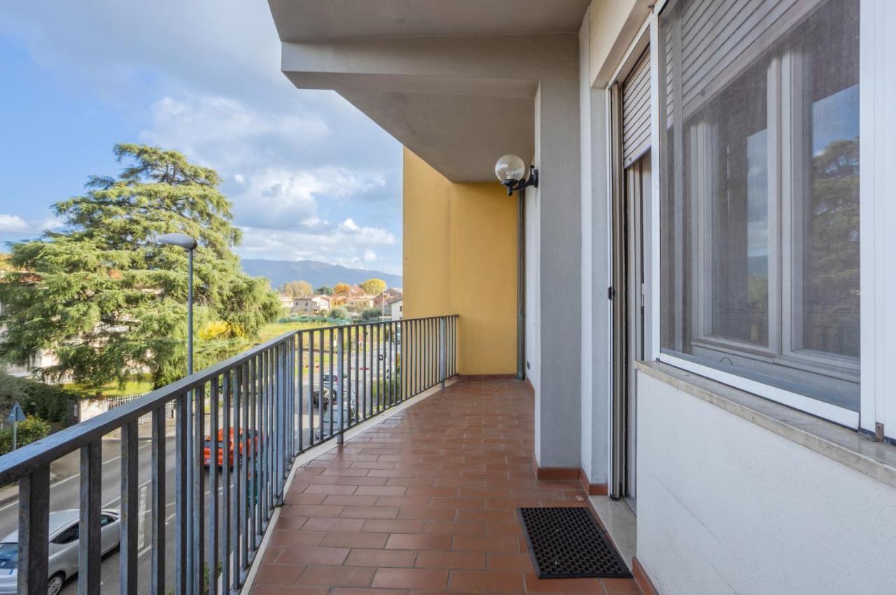 Lucca Roomy Apartment With Balcony And Parking! Esterno foto